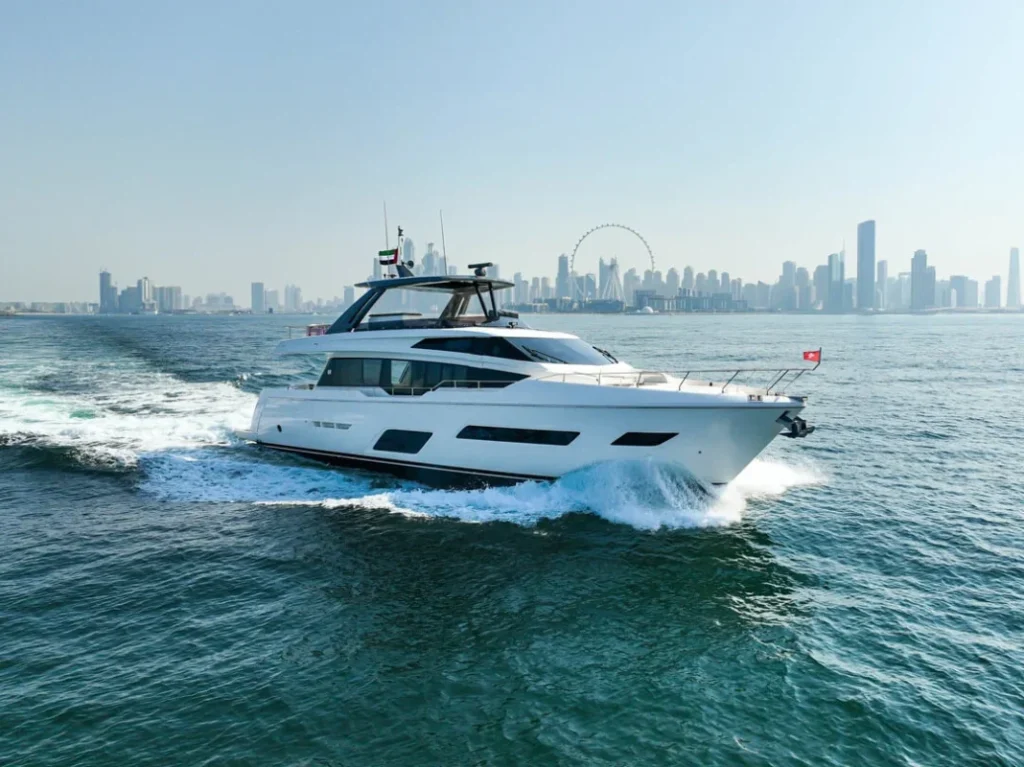 ferretti-780-yacht-Charter-dubai-1