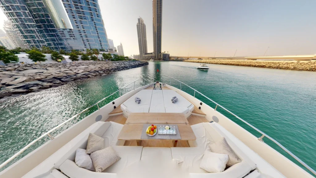 ferretti-780-yacht-Charter-dubai-24